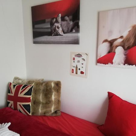 Nice Rooms In Queen House Clay Cross Eksteriør bilde