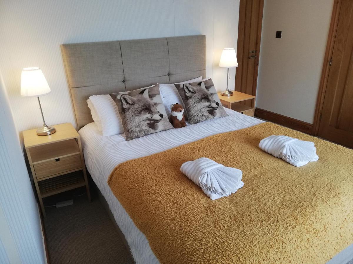 Nice Rooms In Queen House Clay Cross Eksteriør bilde