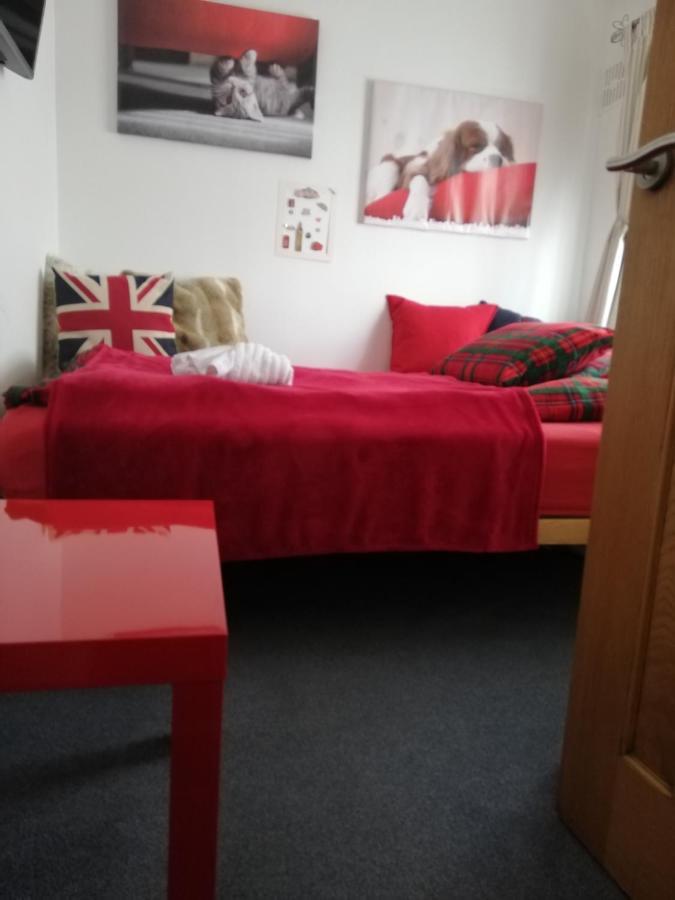 Nice Rooms In Queen House Clay Cross Eksteriør bilde