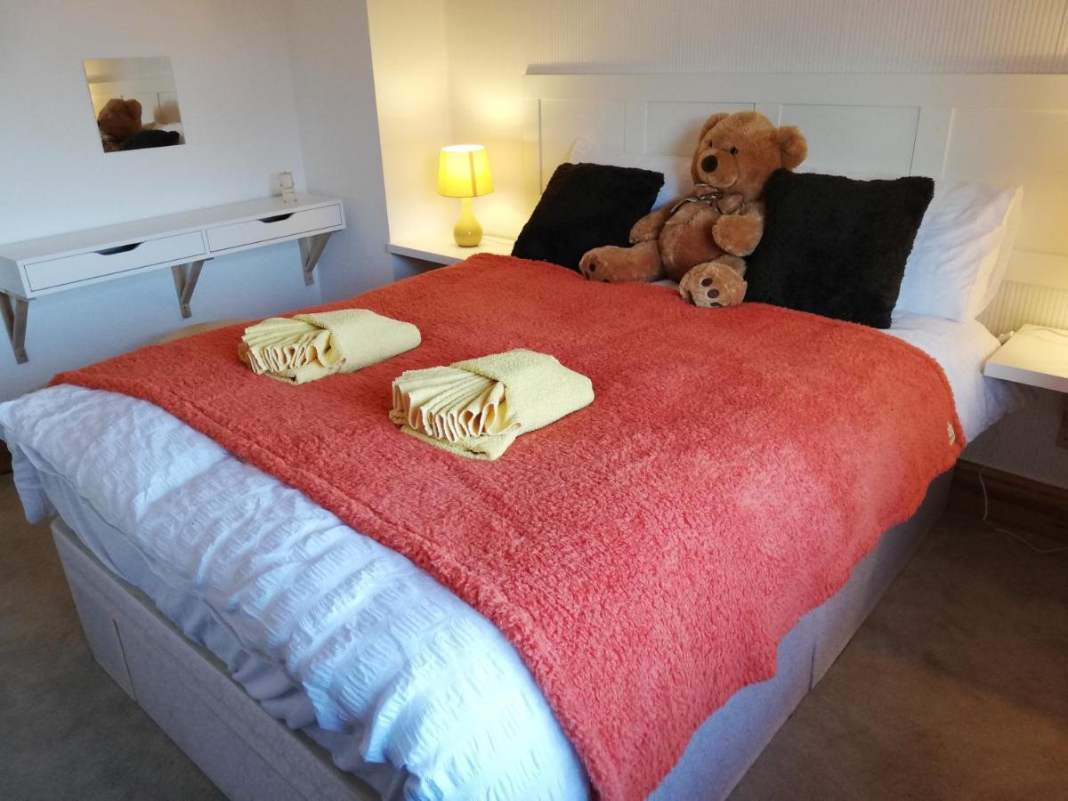 Nice Rooms In Queen House Clay Cross Eksteriør bilde